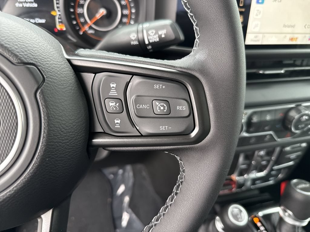 New 2026 Jeep Gladiator Mojave AWD/4WD image 25