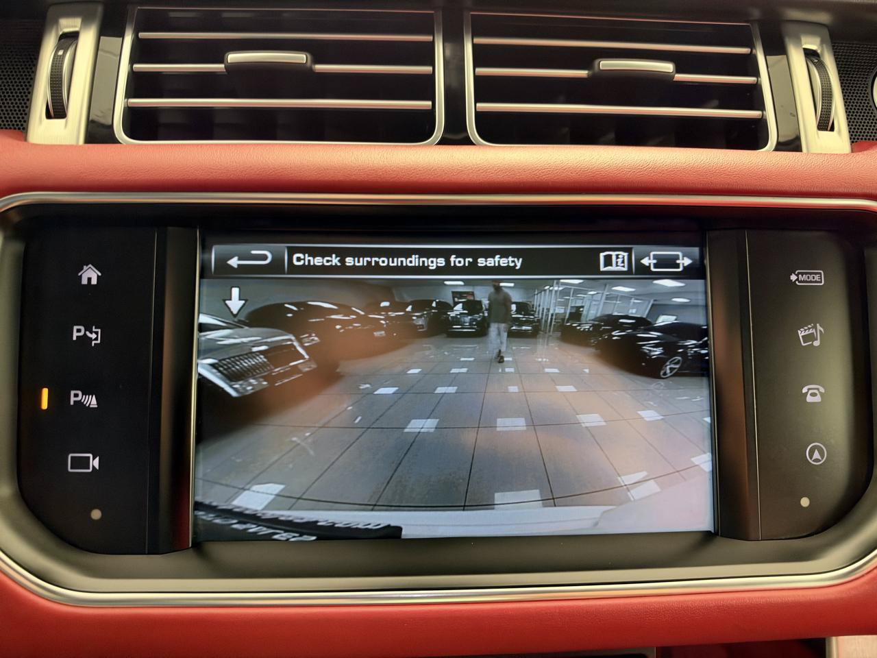 Used 2016 Land Rover Range Rover Autobiography AWD/4WD image 23