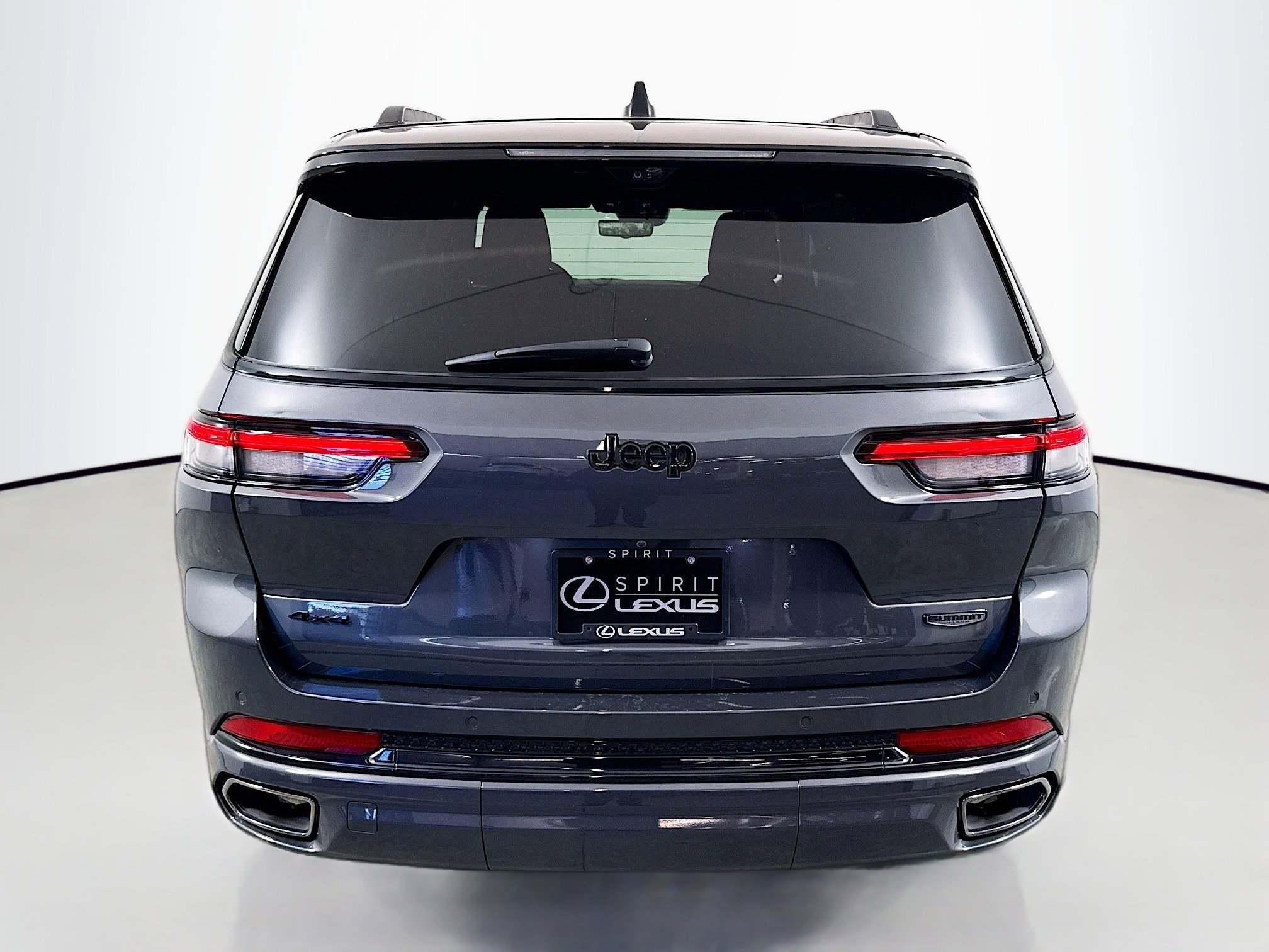 Used 2023 Jeep Grand Cherokee L Summit image 6