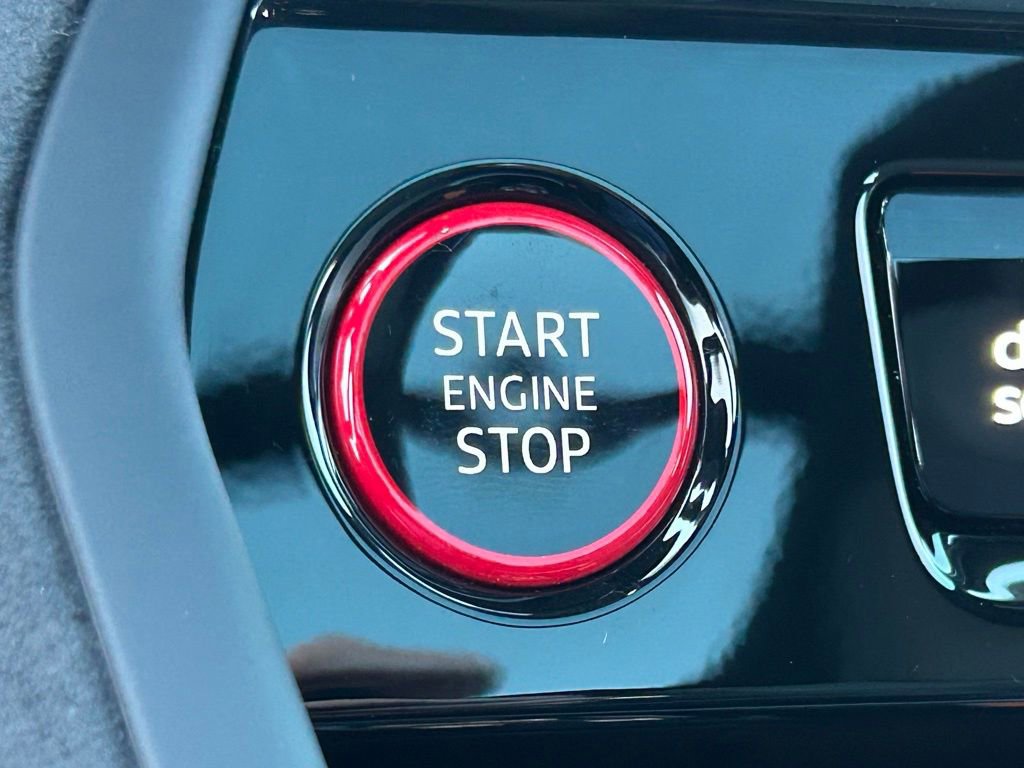 New 2025 Audi SQ5 Premium Plus image 28