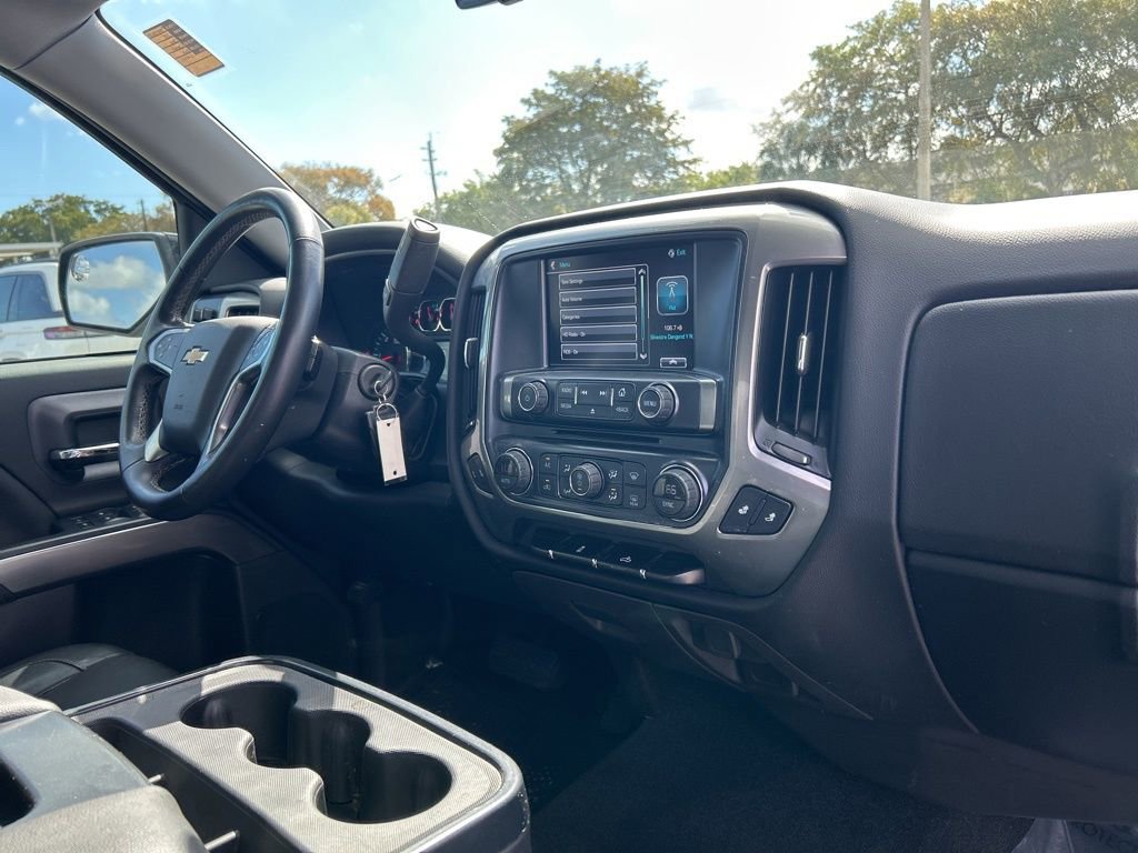 Used 2018 Chevrolet Silverado 1500 LT w/ All Star Edition image 26
