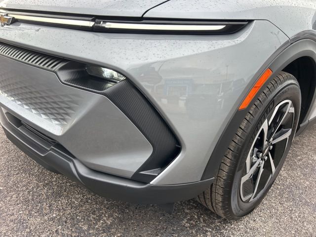 New 2026 Chevrolet Equinox EV LT image 9