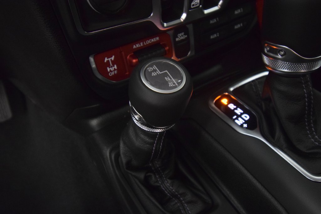 New 2026 Jeep Gladiator Sport AWD/4WD image 32