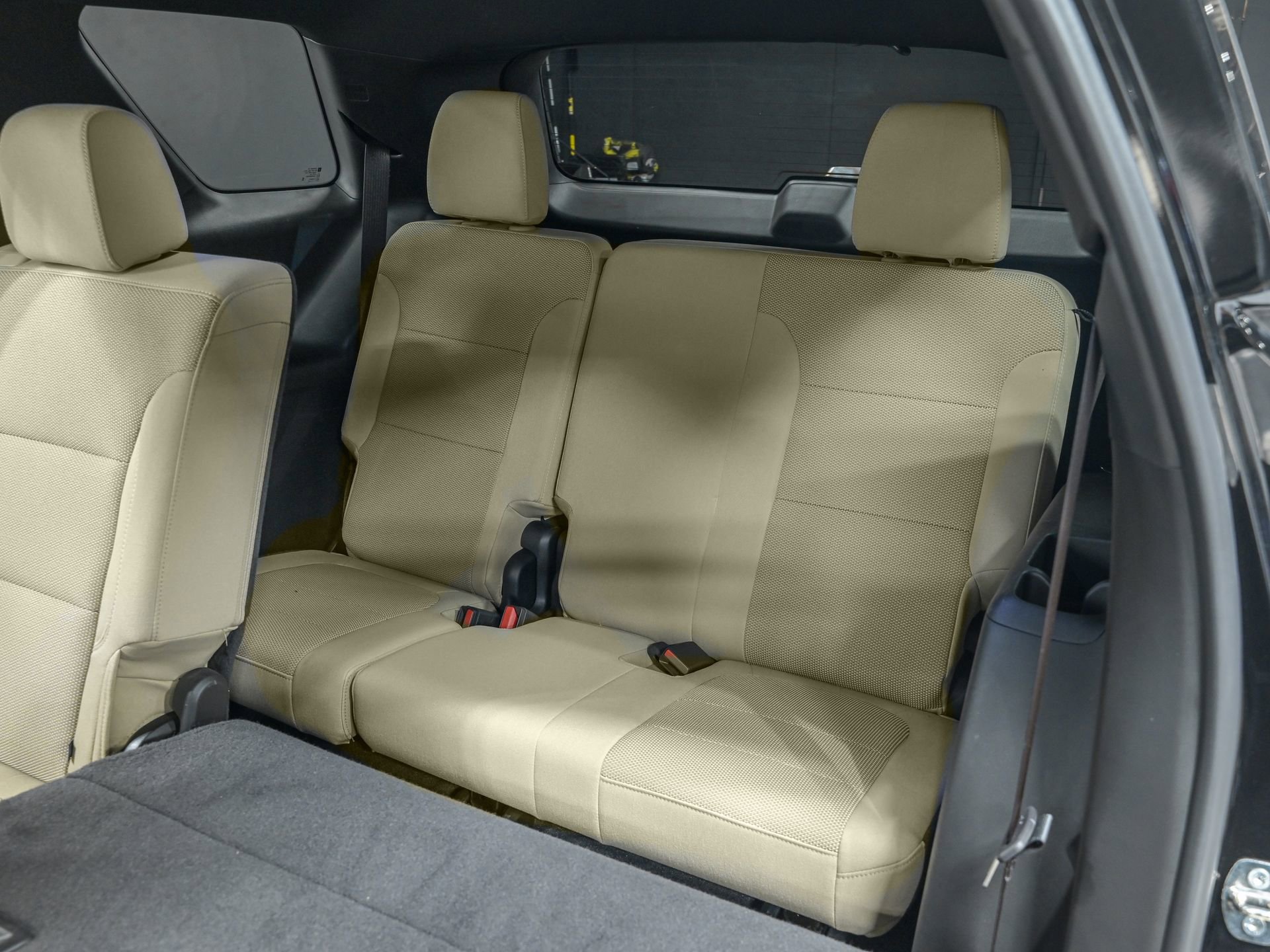 Used 2023 Chevrolet Traverse LS w/ LPO, Floor Liner Package AWD/4WD image 27