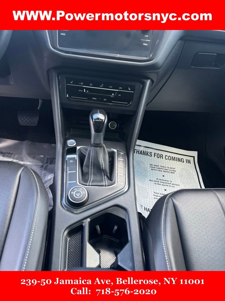 Used 2022 Volkswagen Tiguan SE w/ Panoramic Sunroof Package AWD/4WD image 23