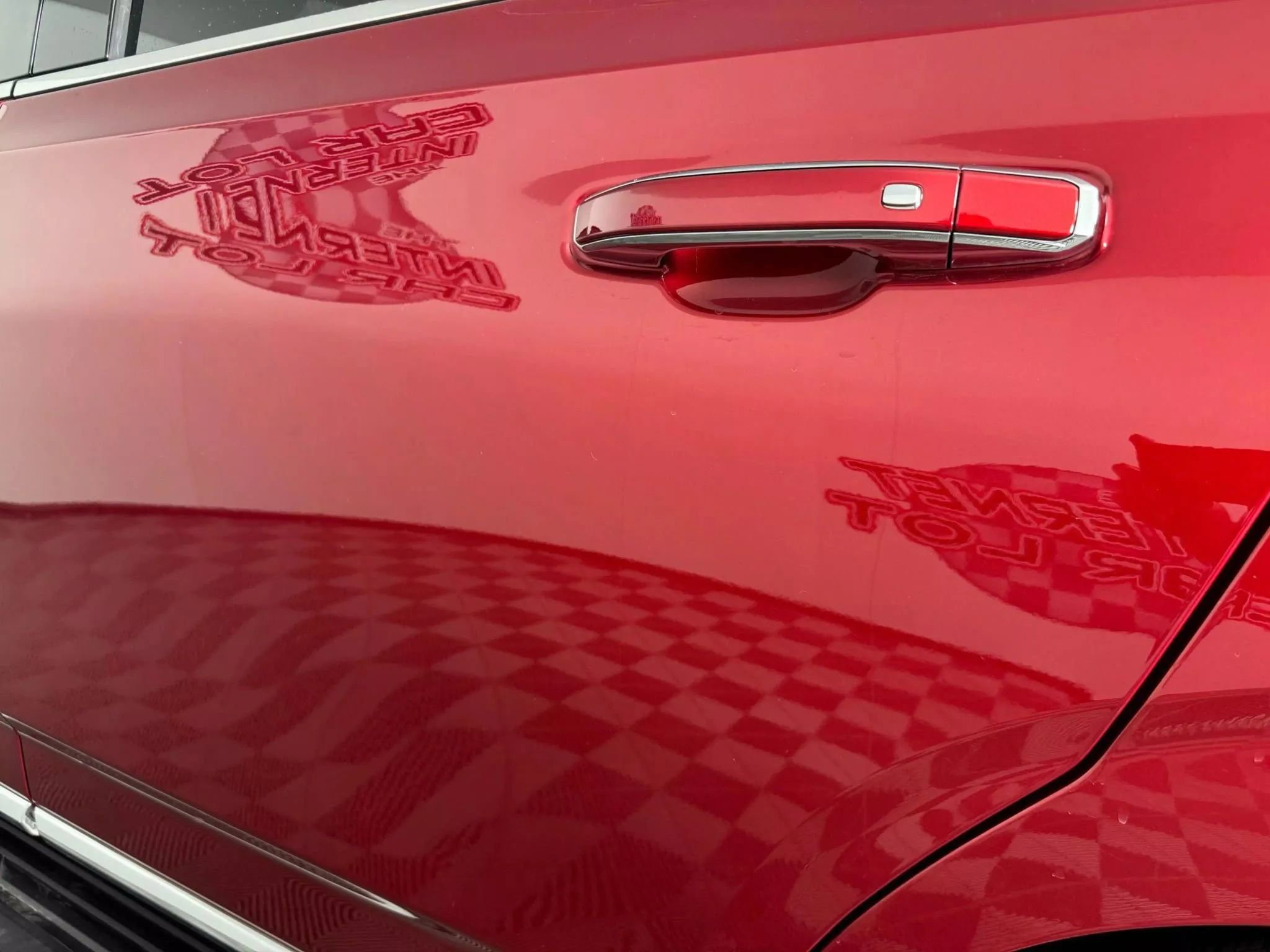 Used 2023 GMC Yukon SLT w/ SLT Luxury Package image 31