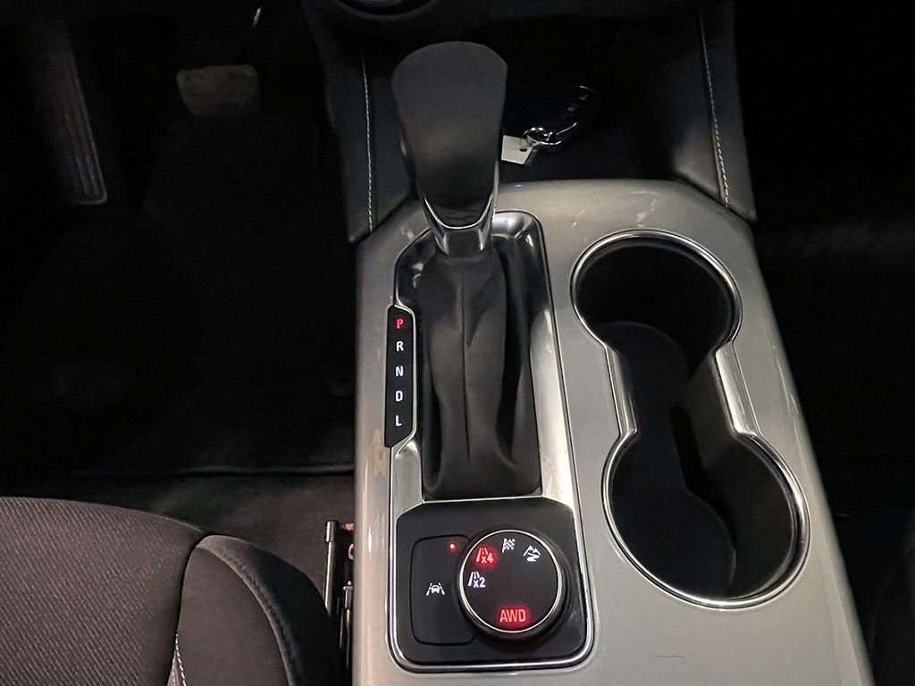 Used 2025 Chevrolet Blazer LT image 37