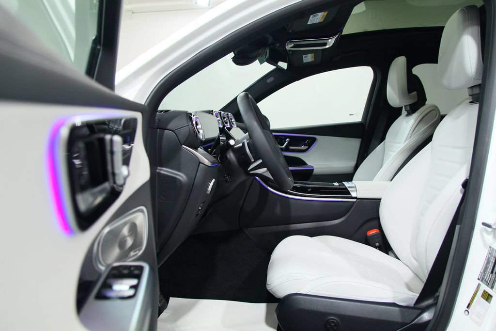 Certified 2026 Mercedes-Benz GLC 300 4MATIC image 5