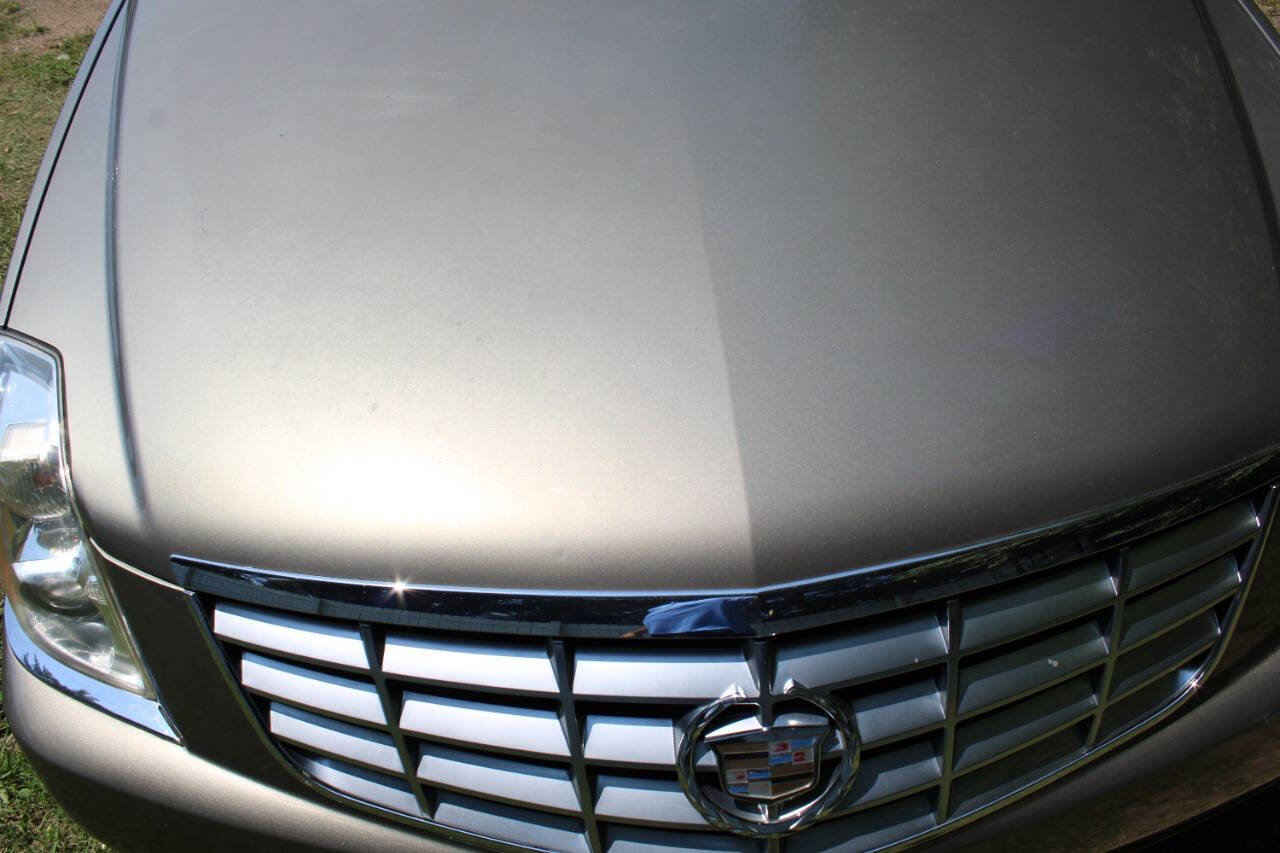 Used 2011 Cadillac DTS image 40