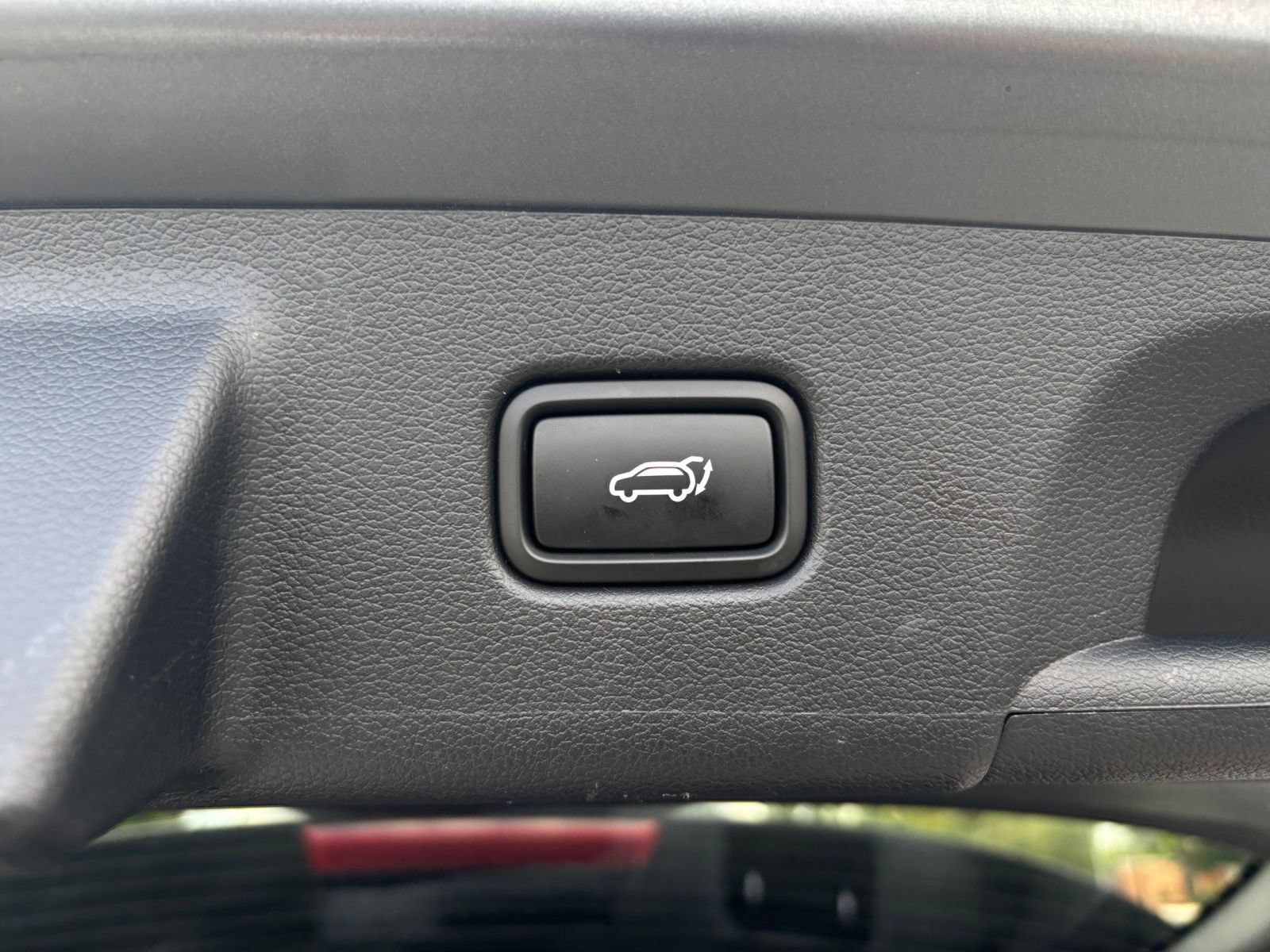 Used 2025 Hyundai Palisade SEL FWD image 24
