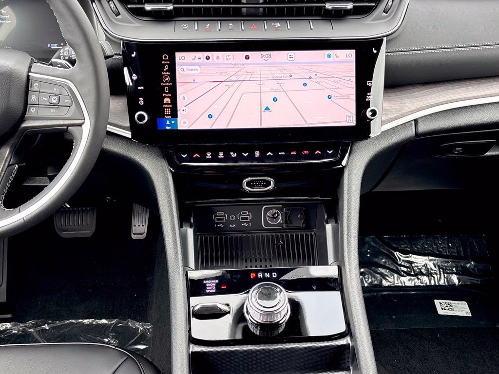 New 2027 Jeep Grand Cherokee Limited AWD/4WD image 13