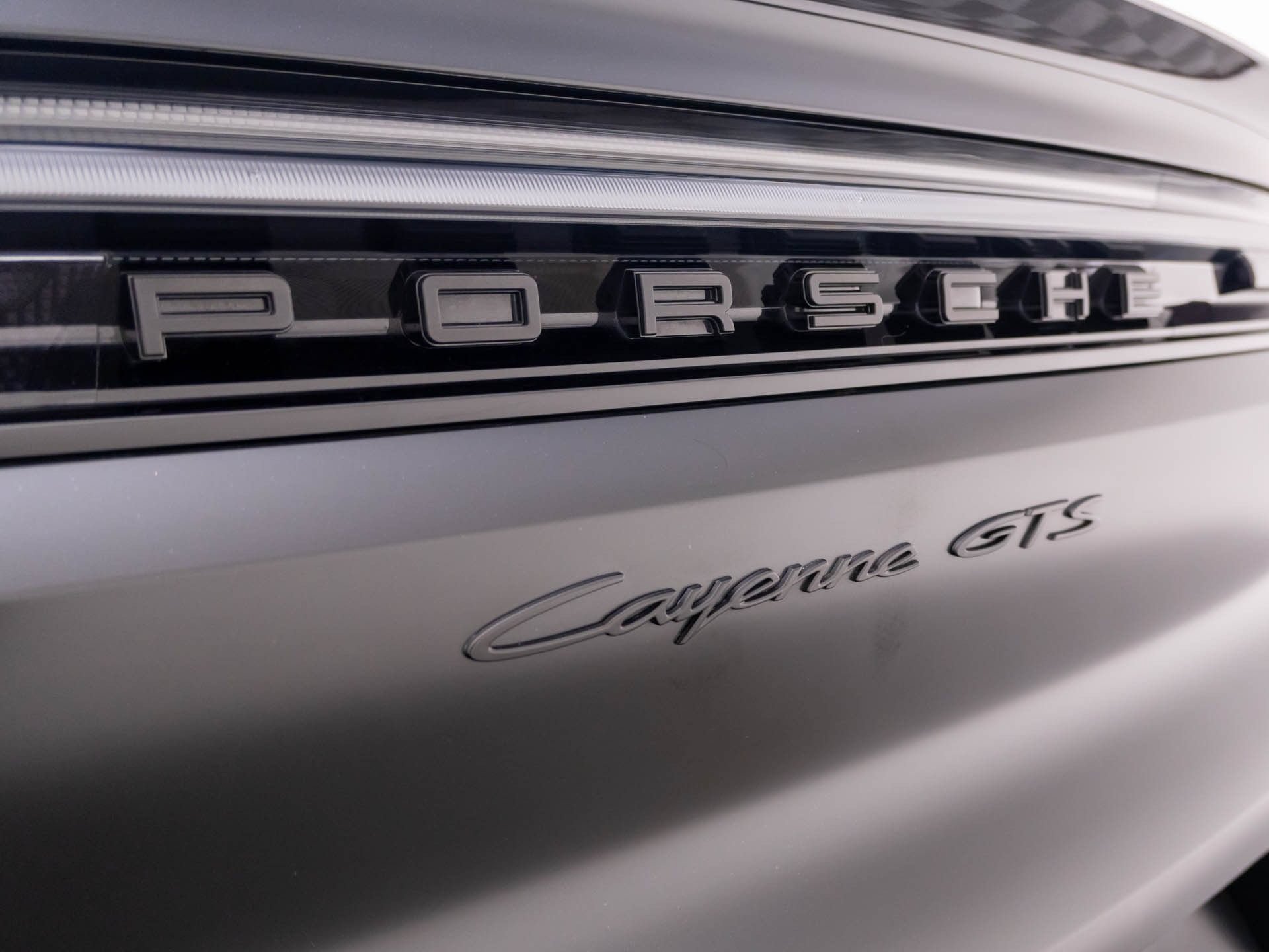 Certified 2025 Porsche Cayenne GTS AWD/4WD image 39