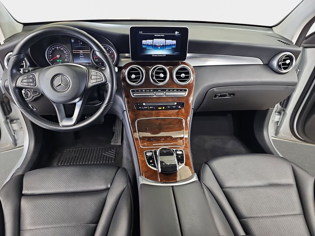 Used 2016 Mercedes-Benz GLC 300 4MATIC image 10