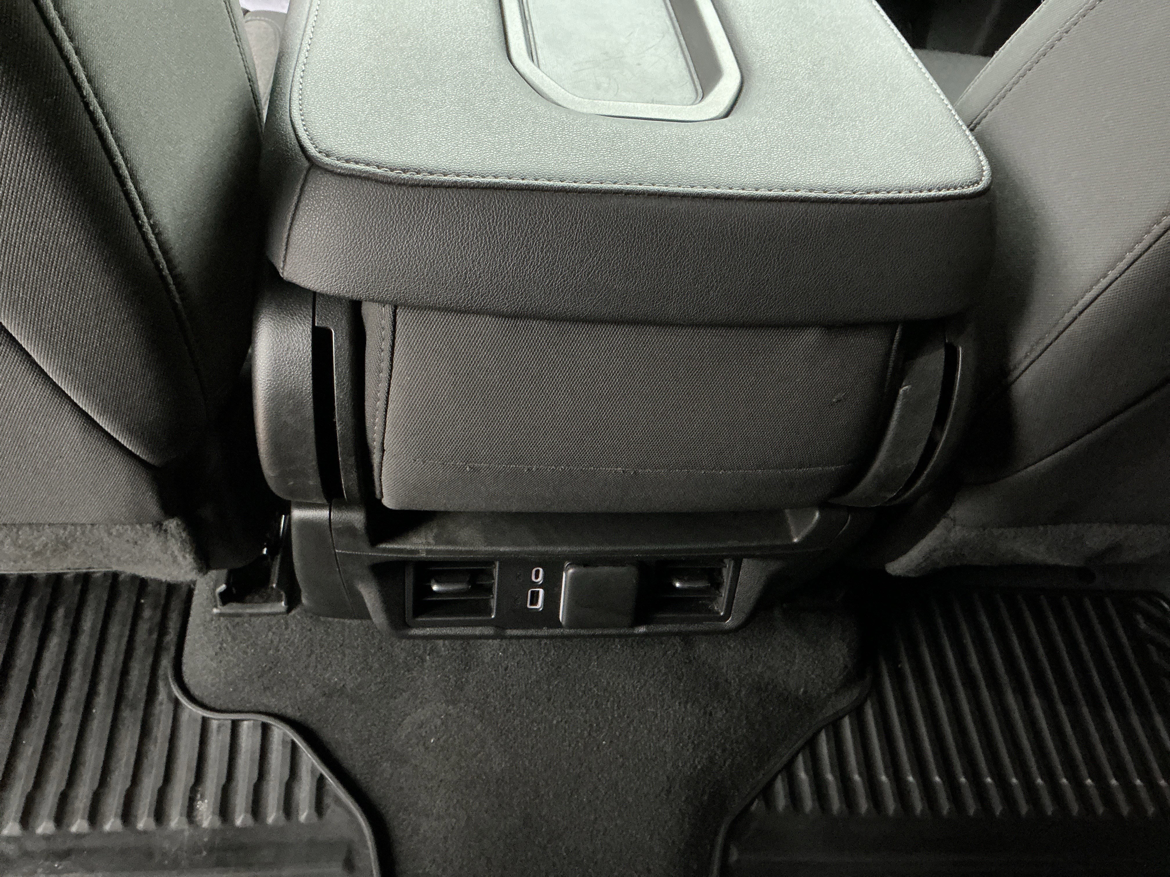 Used 2023 Chevrolet Silverado 1500 LT image 28