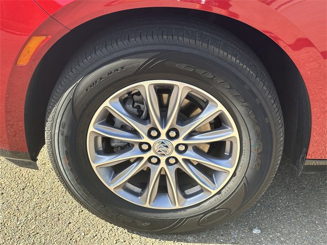 Used 2024 Buick Enclave Premium image 11