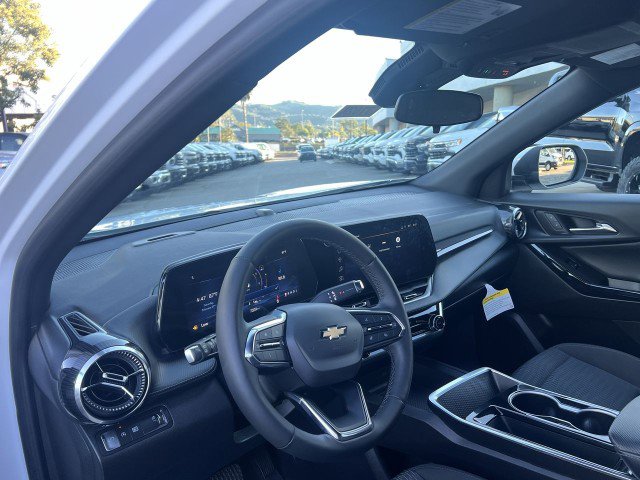 Used 2025 Chevrolet Equinox LT image 10