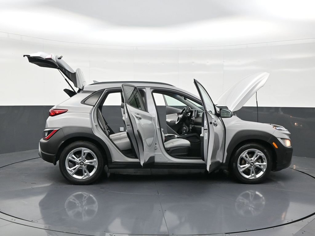 Used 2022 Hyundai Kona SEL image 29