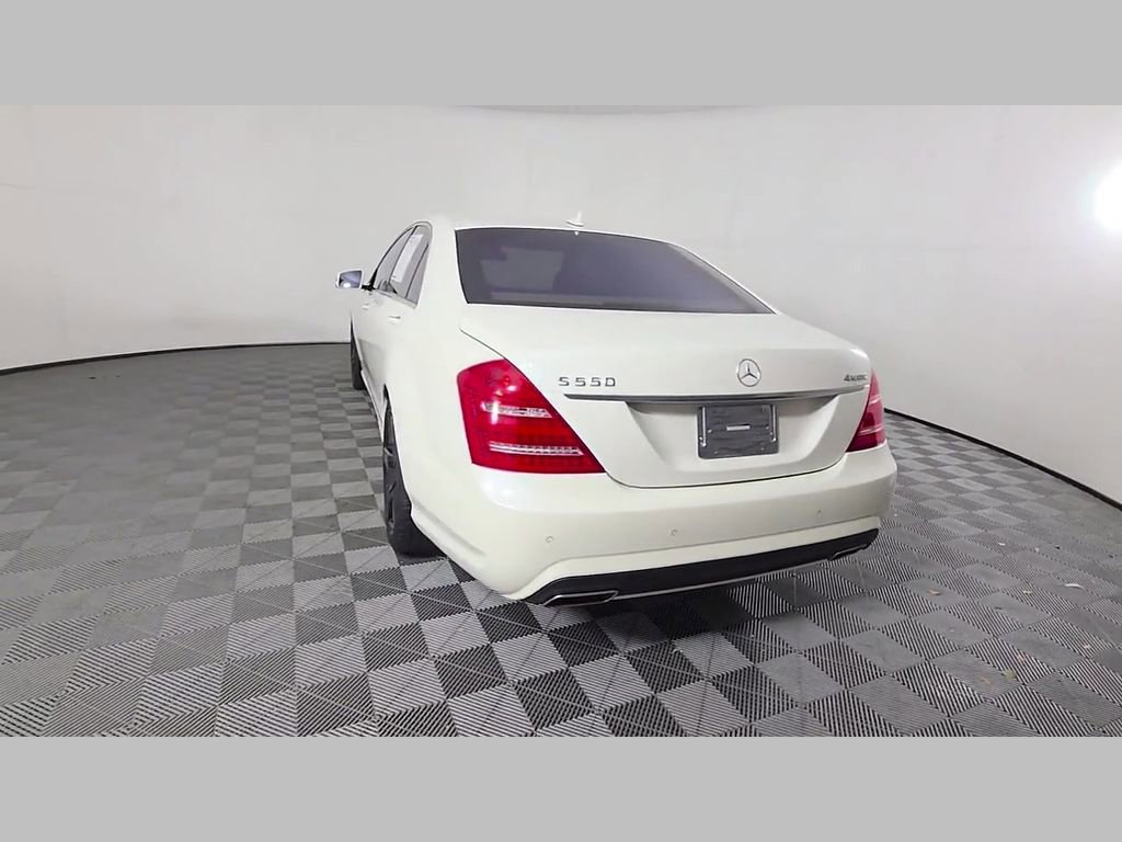 Used 2011 Mercedes-Benz S 550 4MATIC image 41