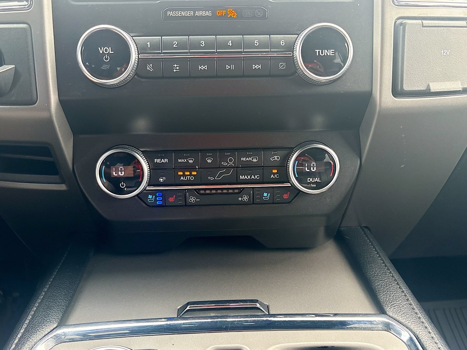 Used 2021 Ford Expedition XLT RWD image 15