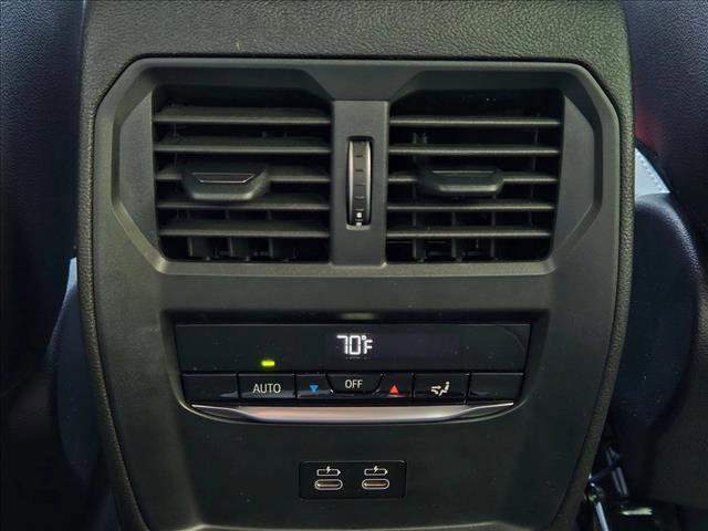 New 2026 BMW 330i Sedan w/ M Sport Package image 17