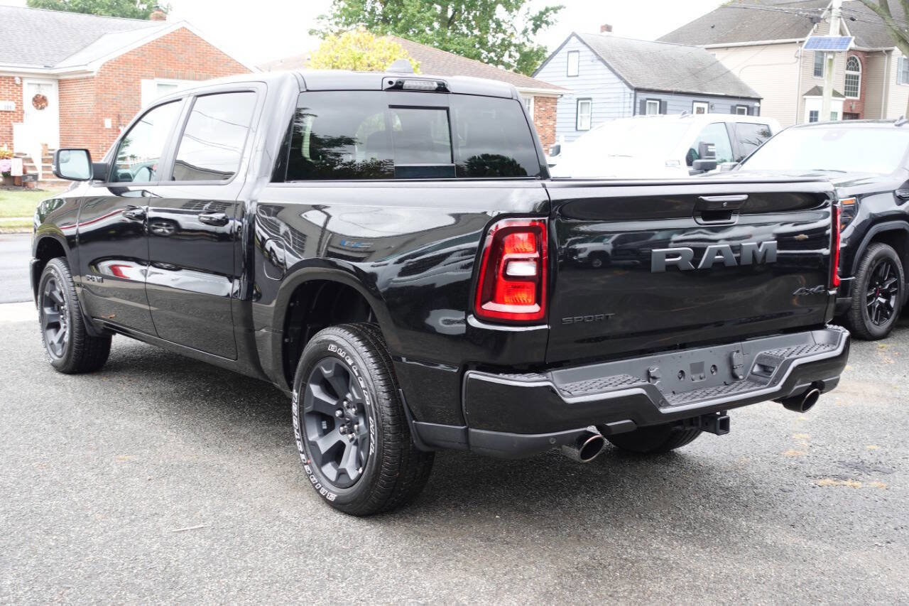 Used 2025 RAM 1500 Sport w/ Sport Level 1 Equipment Group AWD/4WD image 3