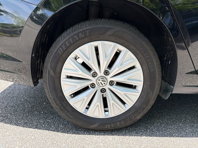 Used 2019 Volkswagen Jetta FWD image 17