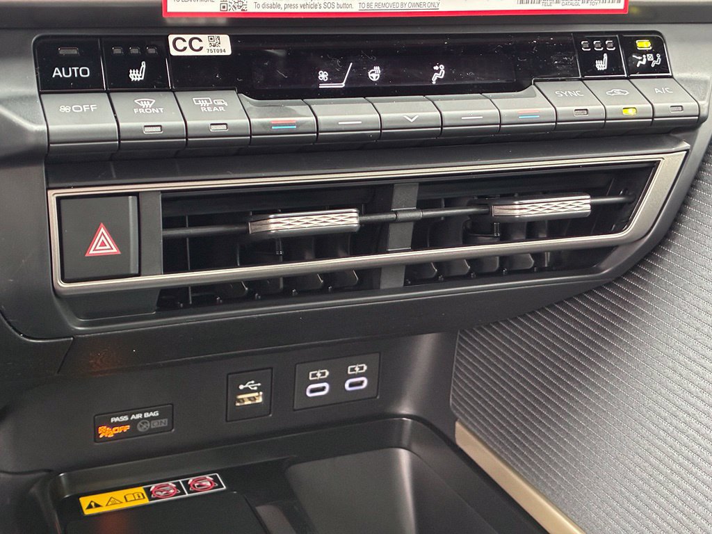 New 2026 Toyota Camry Hybrid AWD/4WD image 24