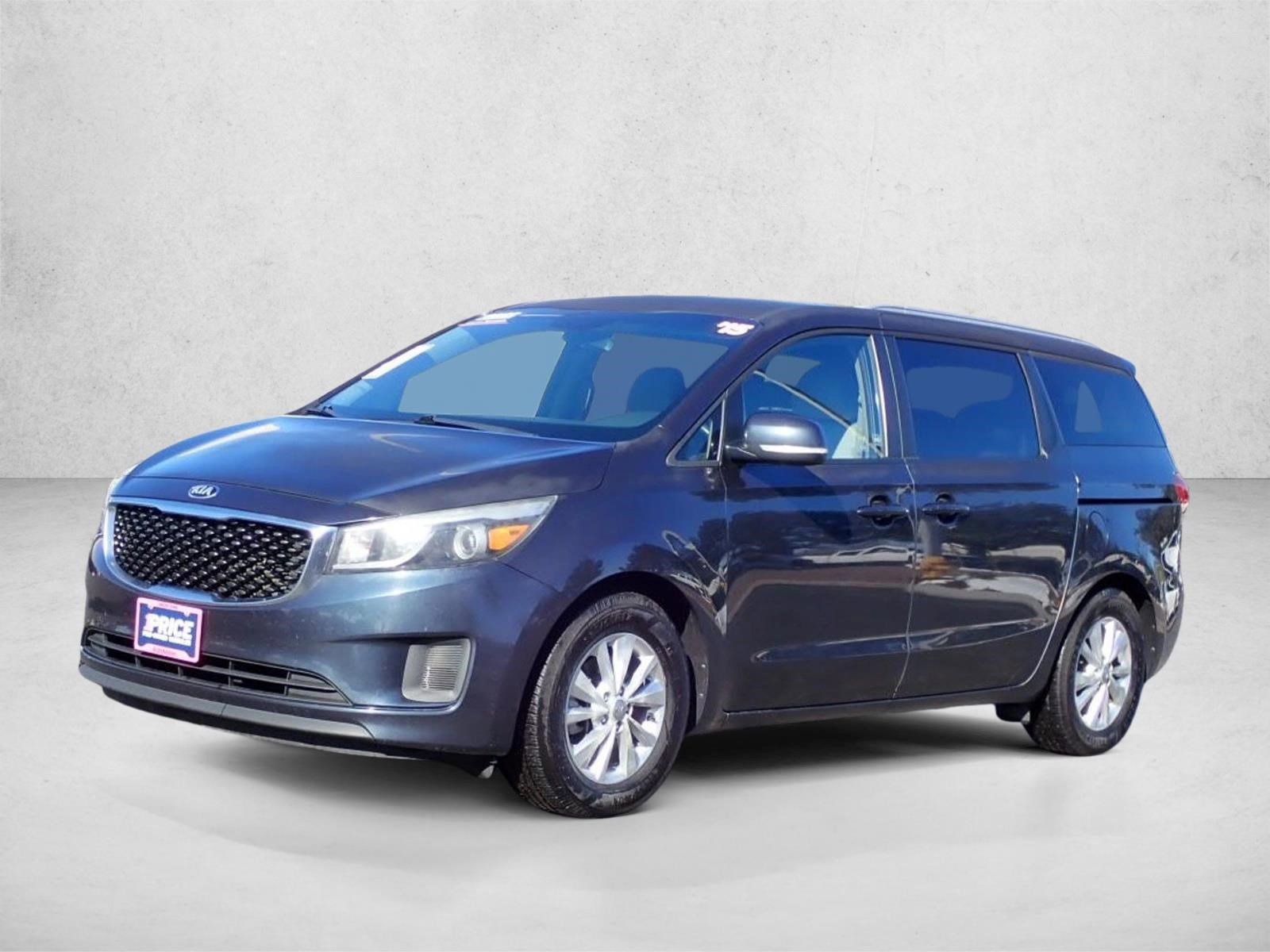 Used 2015 Kia Sedona LX