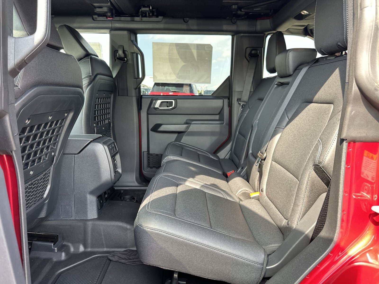 New 2025 Ford Bronco Big Bend w/ Black Diamond Package AWD/4WD image 25