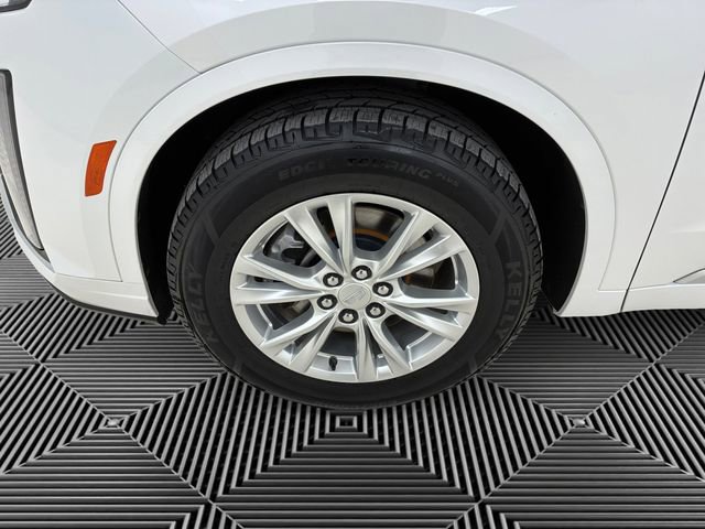 Used 2023 Cadillac XT6 Luxury image 9