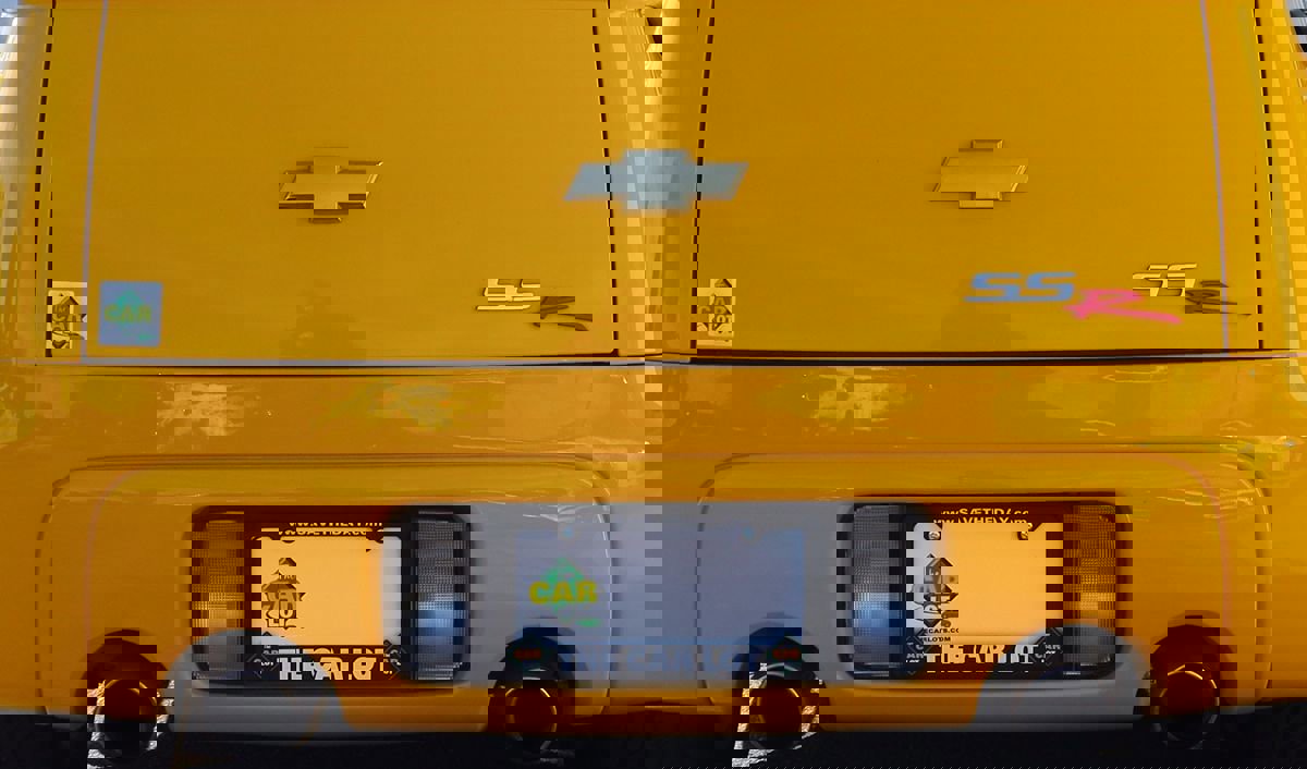 Used 2005 Chevrolet SSR w/ Preferred Equipment Group image 20