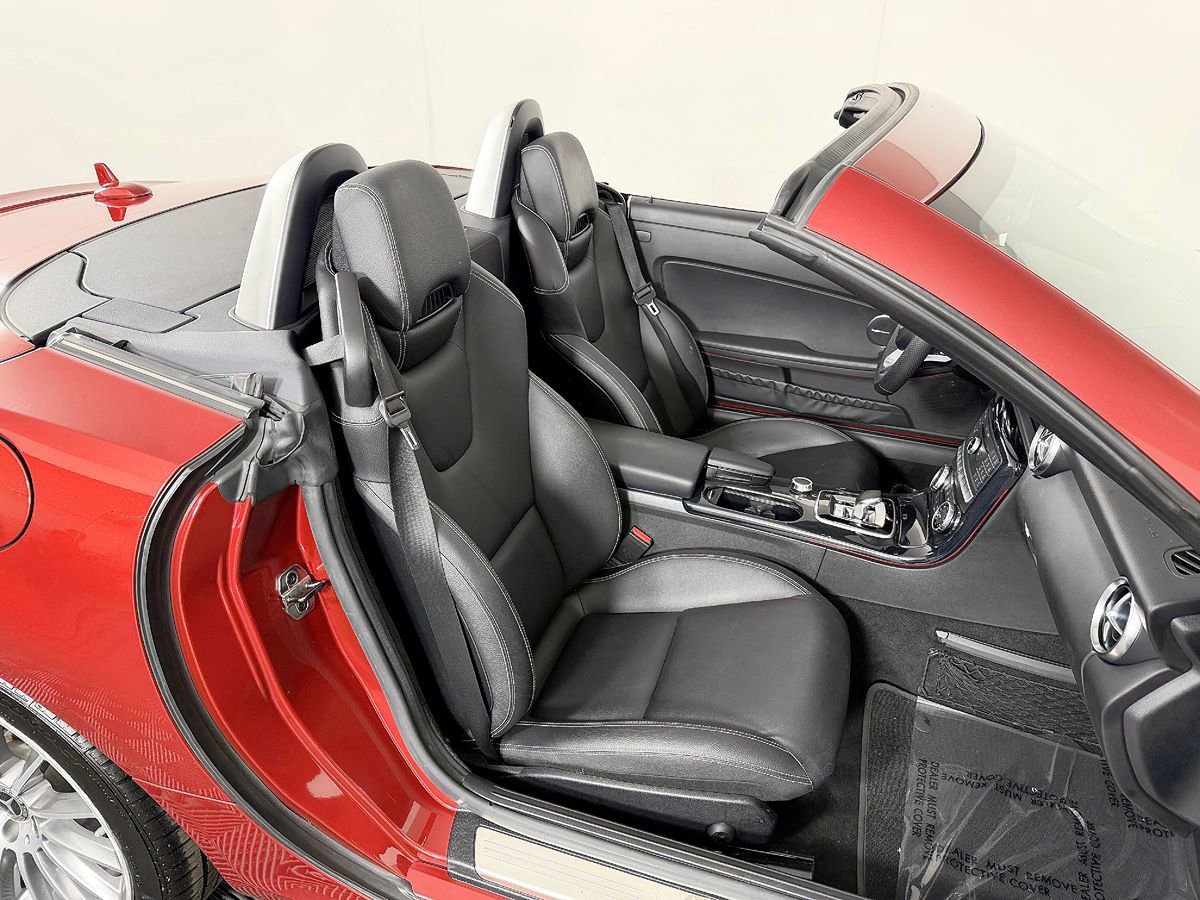 Used 2019 Mercedes-Benz SLC 300 image 40