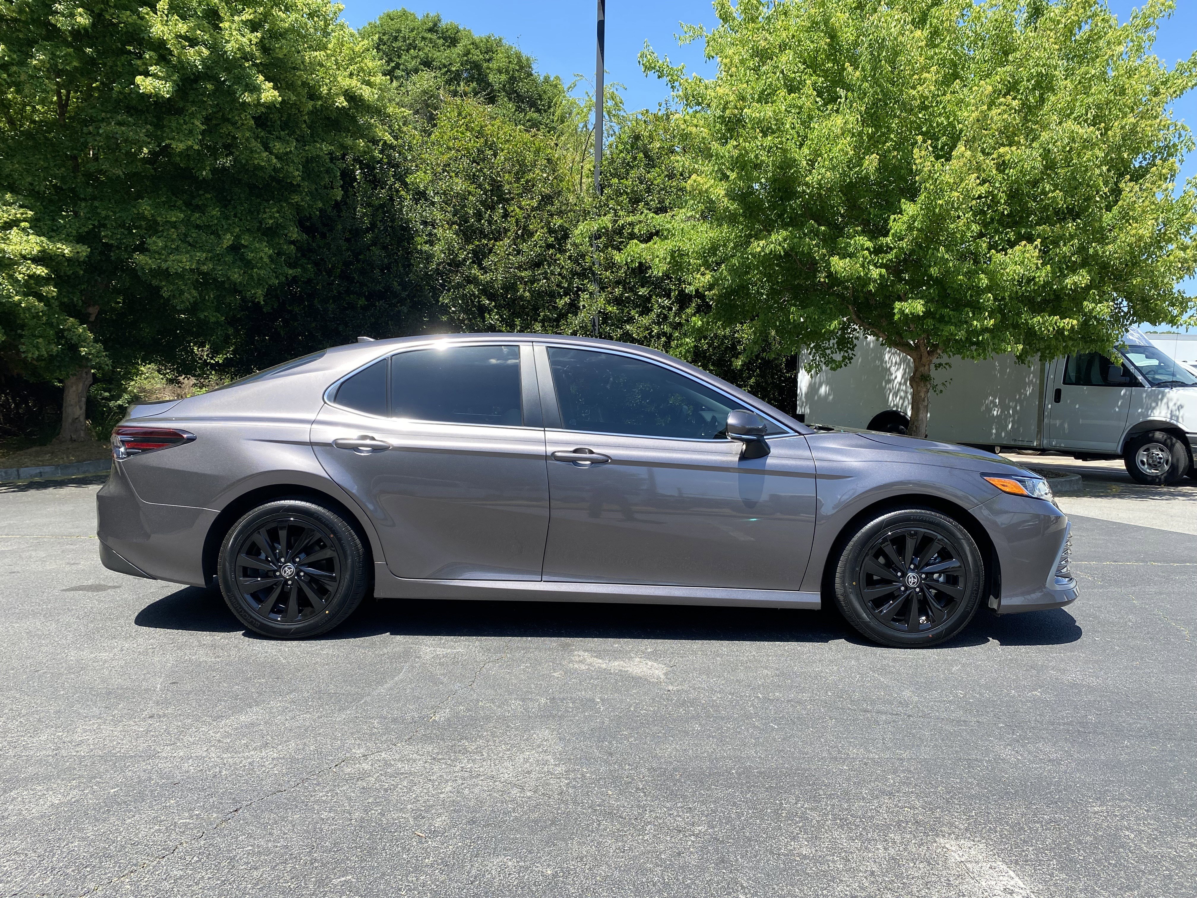 Used 2024 Toyota Camry LE w/ Convenience Package FWD image 10