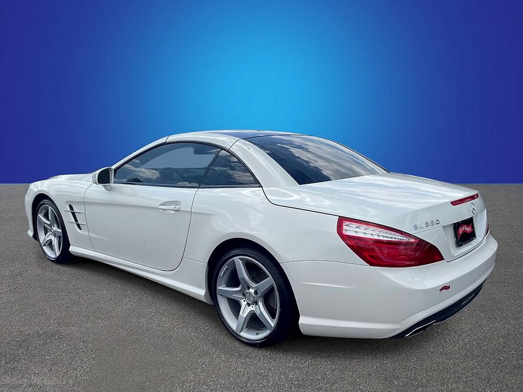 Used 2014 Mercedes-Benz SL 550 image 3