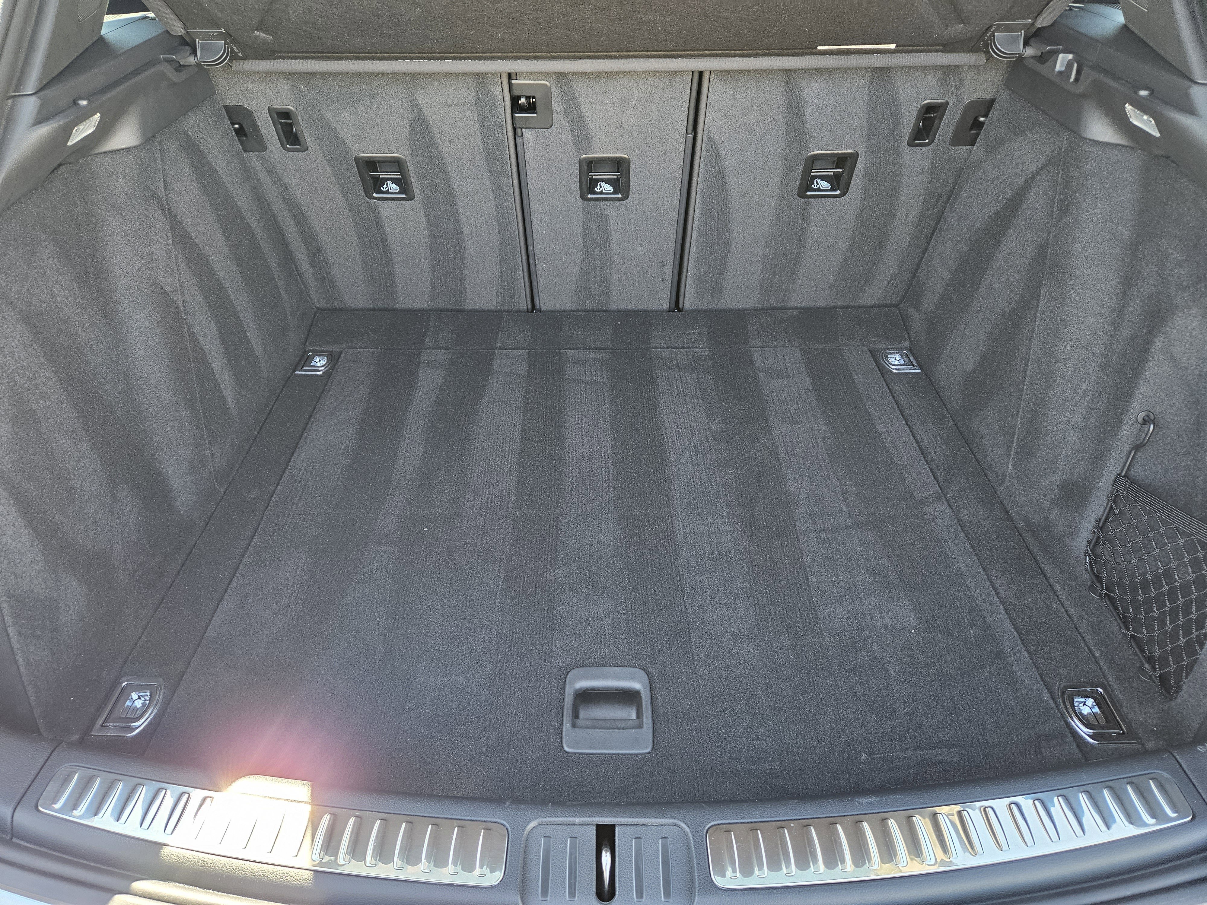 Certified 2025 Porsche Macan image 31