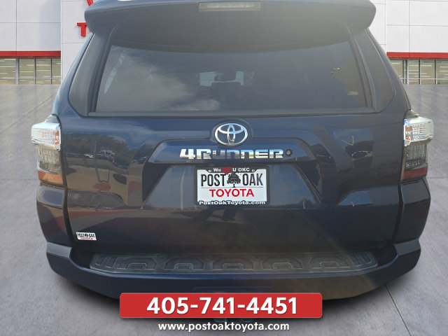 Used 2020 Toyota 4Runner SR5 RWD image 31