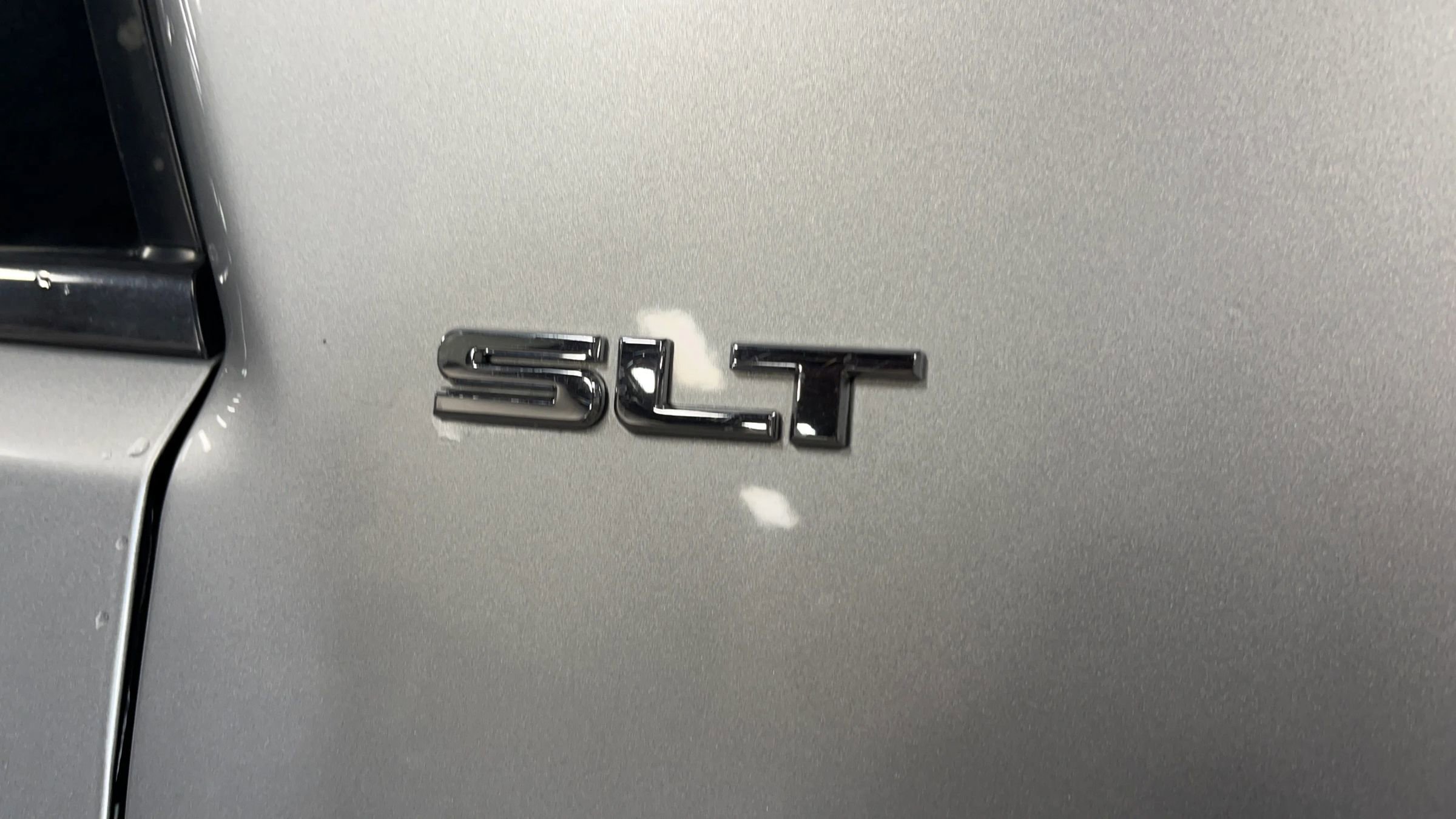 Used 2012 GMC Acadia SLT image 16