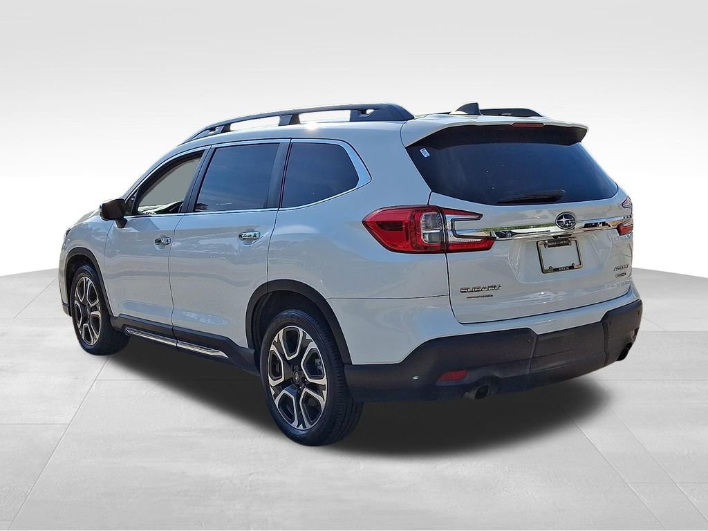 Used 2023 Subaru Ascent Touring image 4