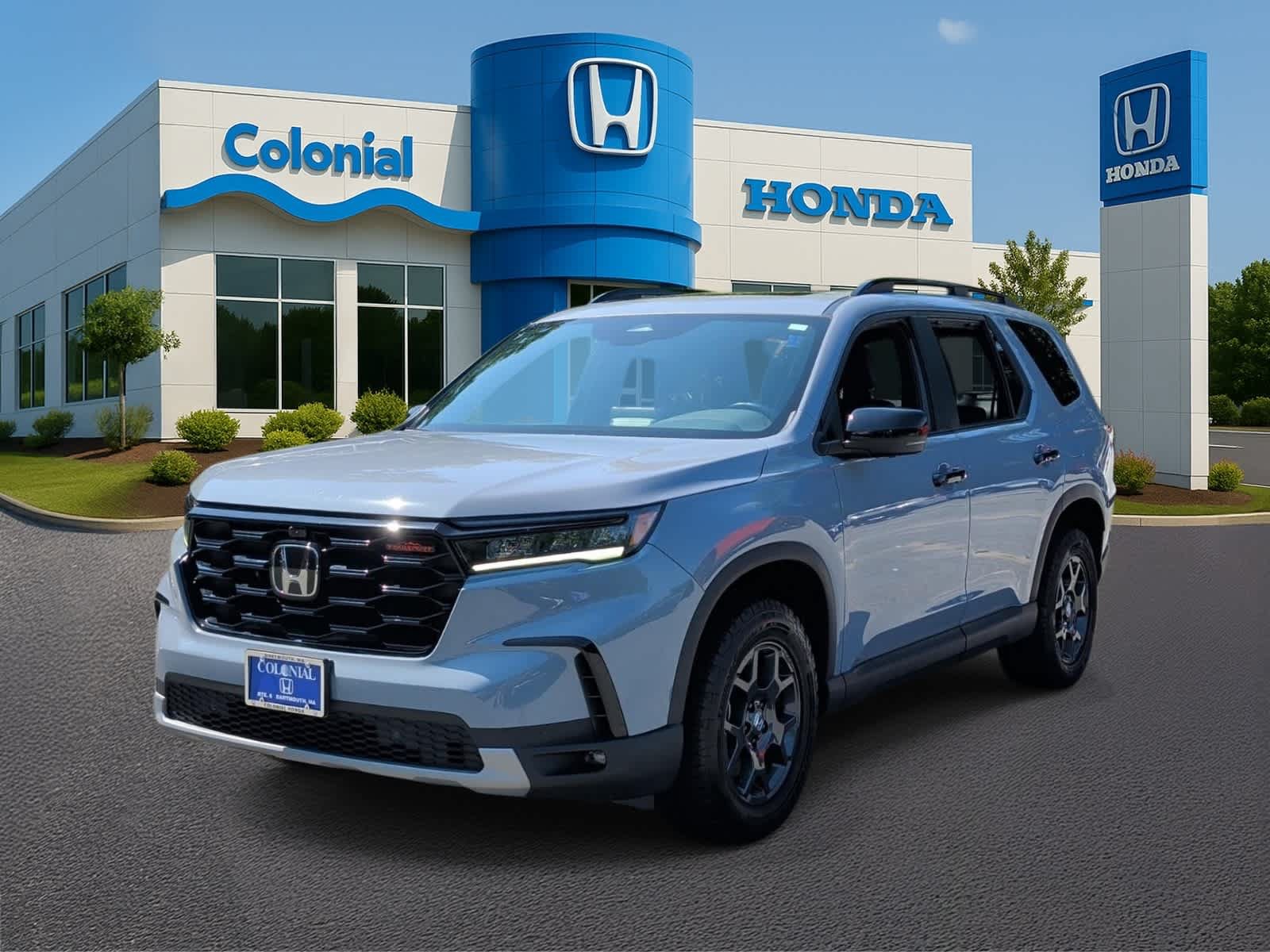 Used 2025 Honda Pilot TrailSport