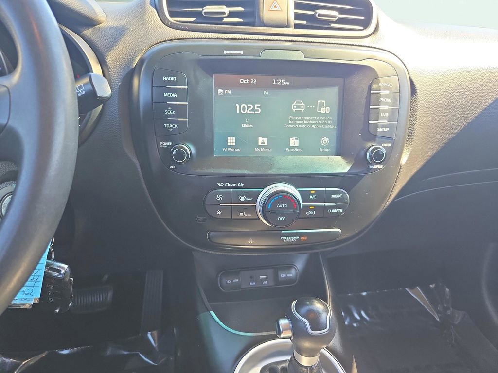 Used 2018 Kia Soul + image 25