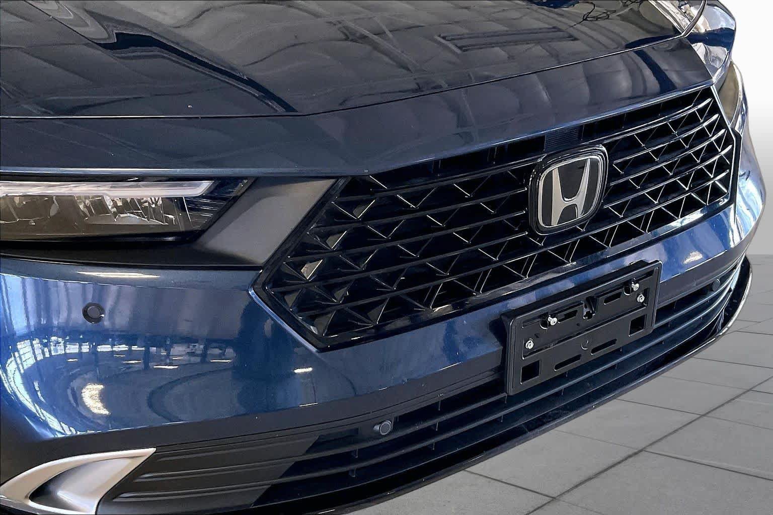 Used 2024 Honda Accord Touring image 30