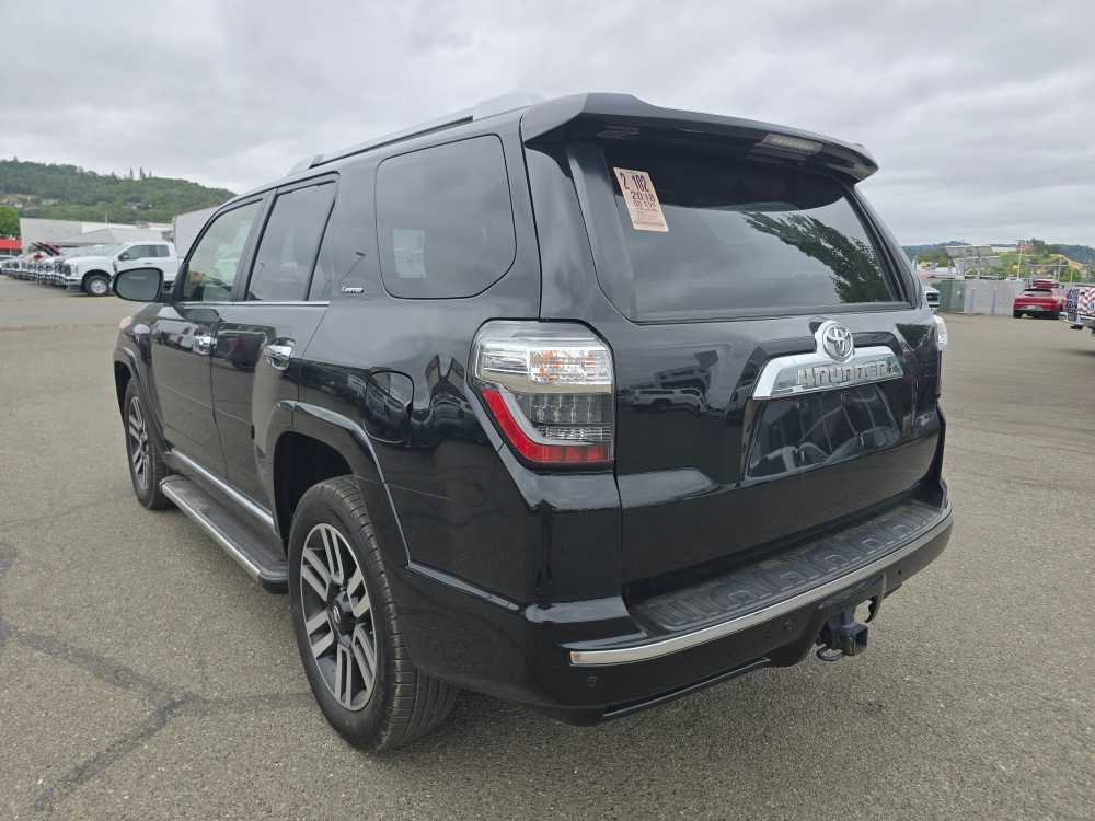 Used 2018 Toyota 4Runner Limited AWD/4WD image 16