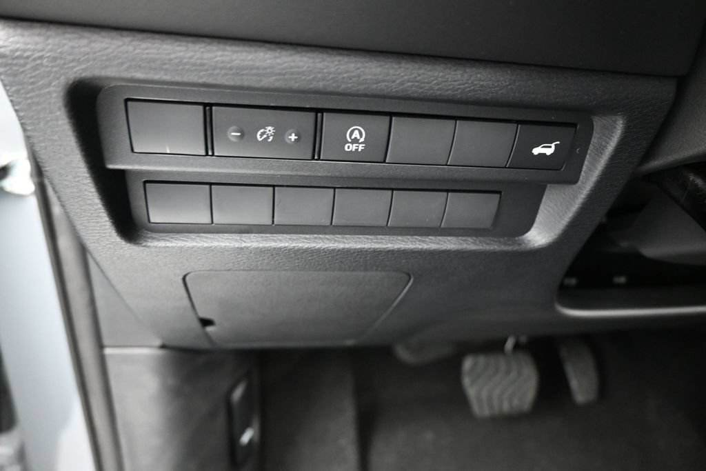 New 2026 Mitsubishi Outlander SE FWD image 13