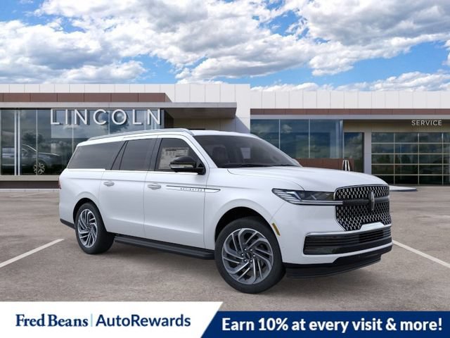 New 2026 Lincoln Navigator L Premier AWD/4WD image 9