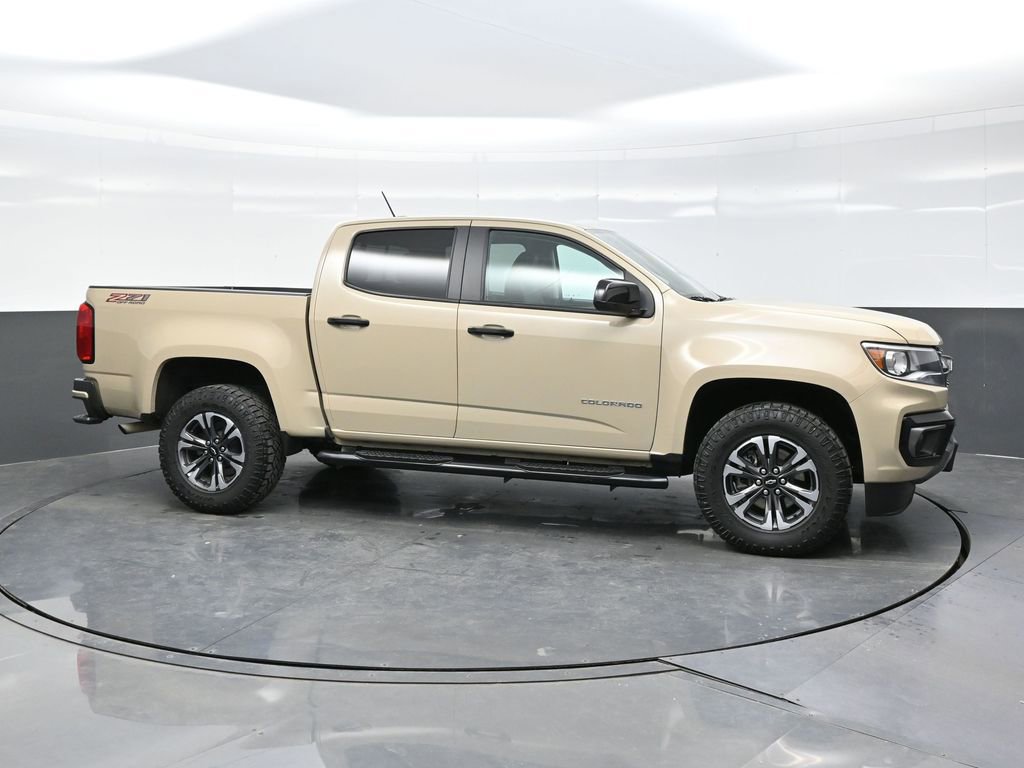 Used 2022 Chevrolet Colorado Z71 AWD/4WD image 8