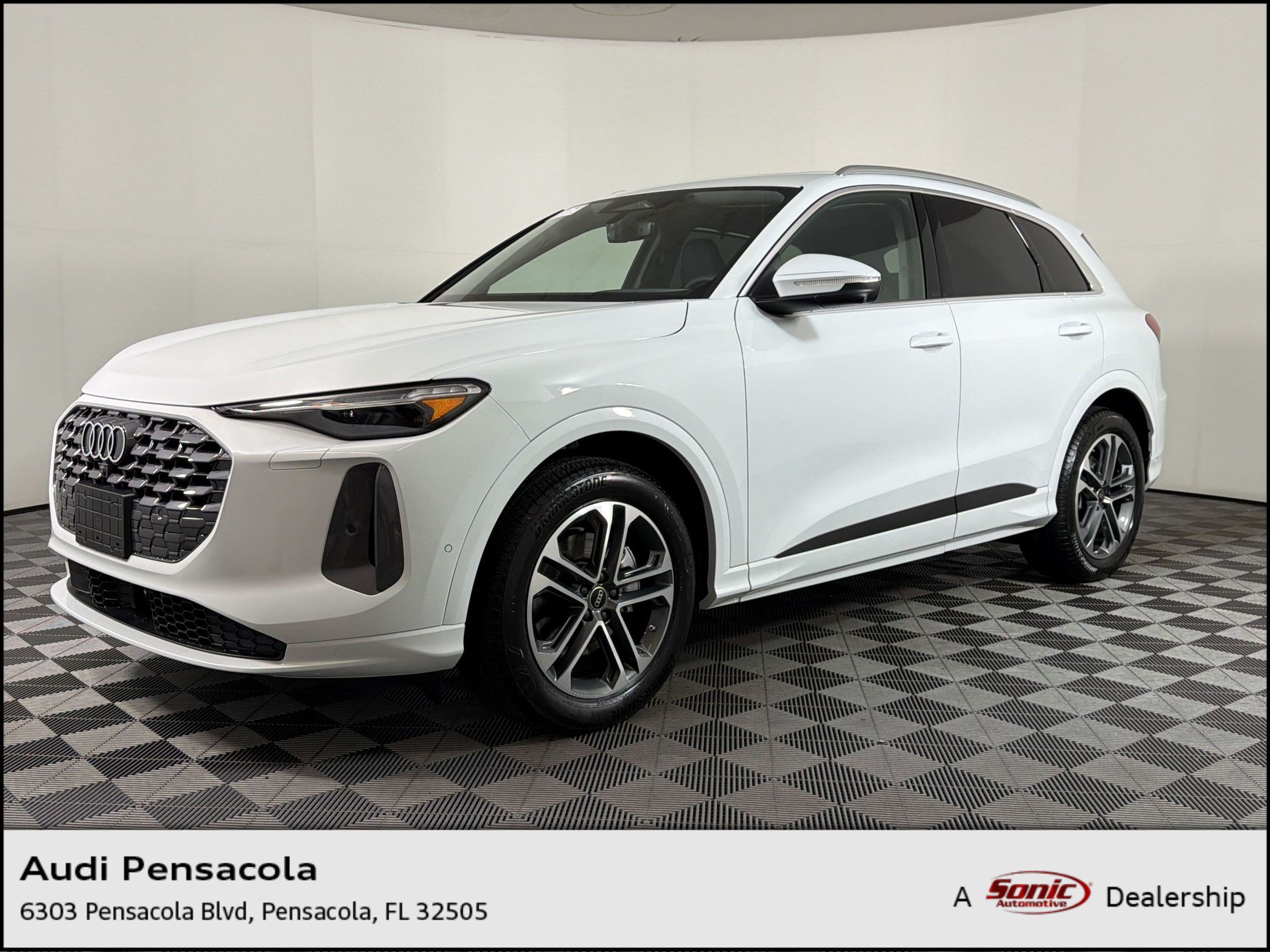 New 2026 Audi Q5 Prestige AWD/4WD image 1