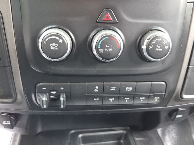 Used 2018 RAM 5500 Tradesman w/ Max Tow Package AWD/4WD image 23