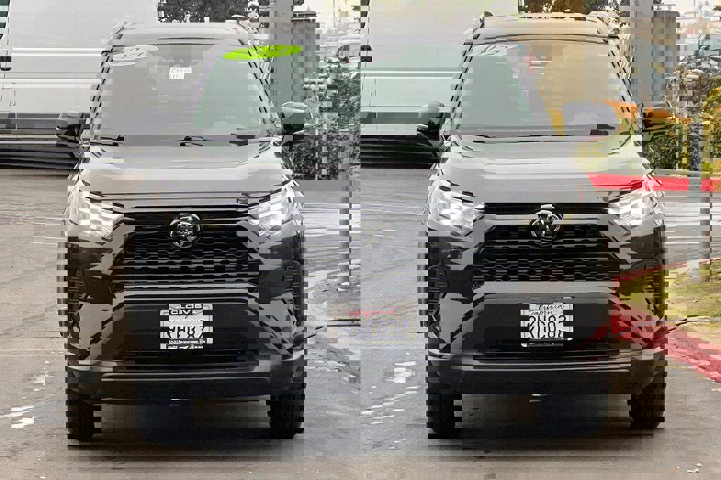 Used 2024 Toyota RAV4 XLE image 9