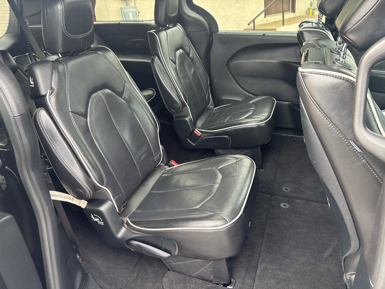 Used 2018 Chrysler Pacifica Limited w/ Advanced Safetytec Group image 40