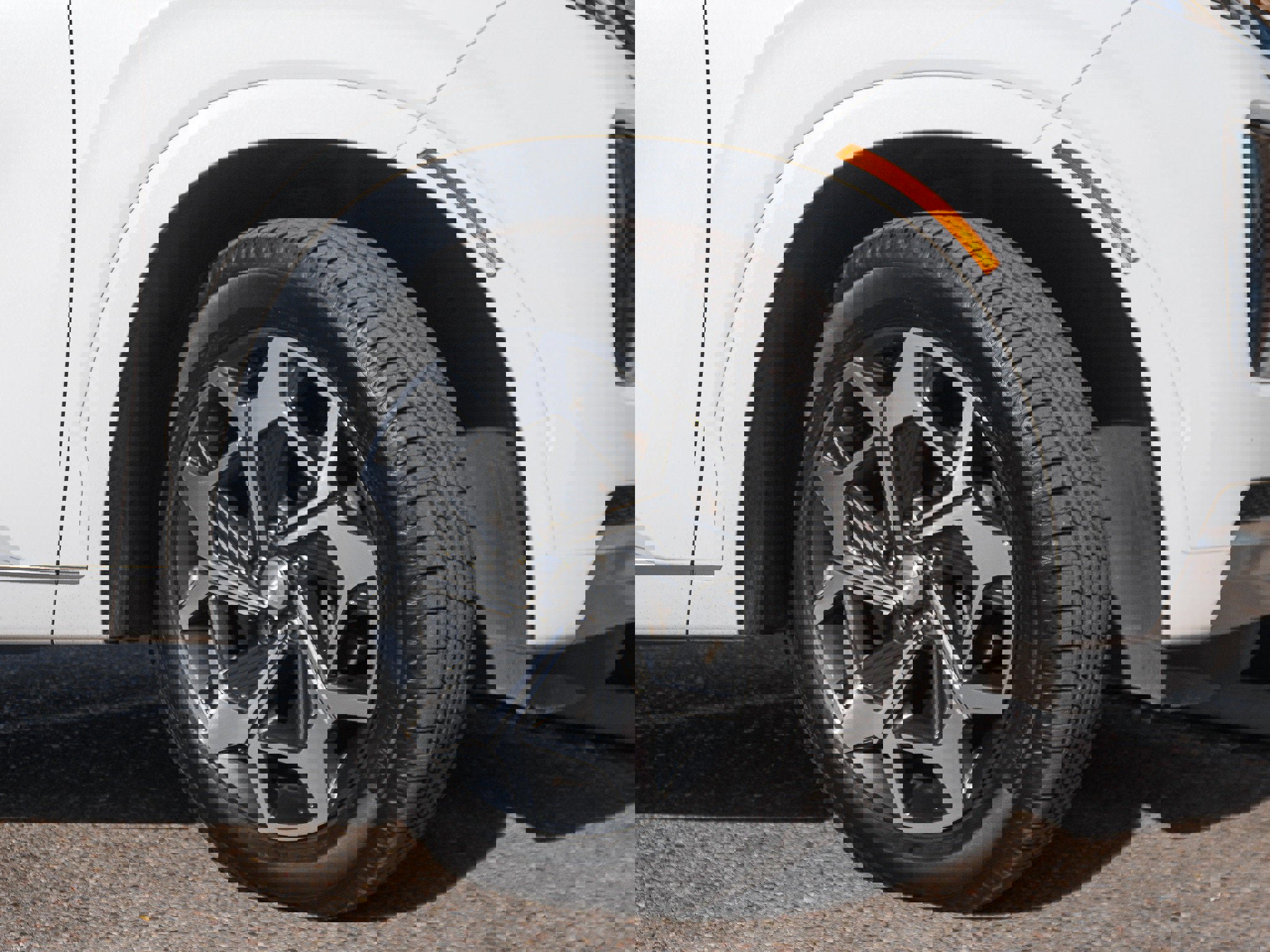 Used 2021 Hyundai Palisade Calligraphy image 13